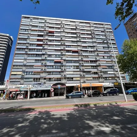 Hany Ducado 7-c * Benidorm